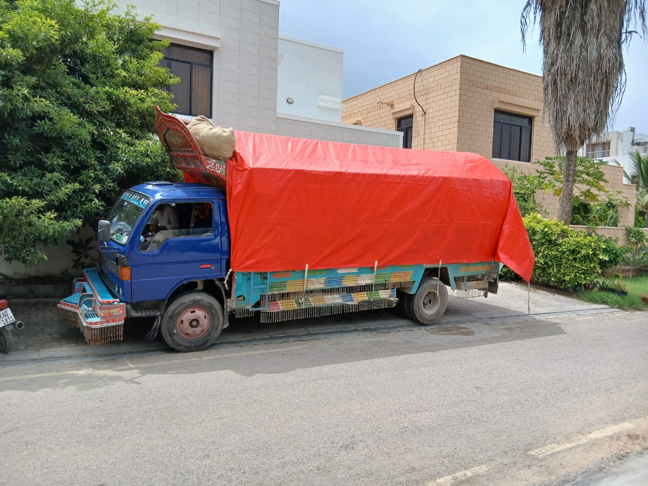 Moving truck and relocation work
